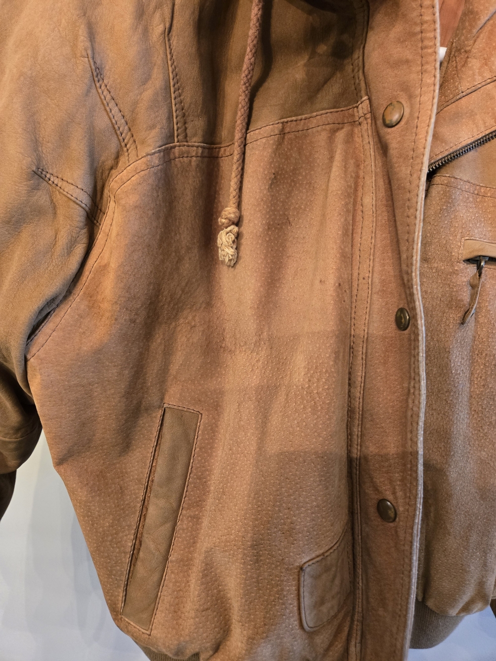 Vintage DJI Leather Bomber Jacket 80's - Picture 9 of 13
